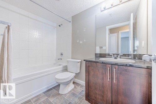 202 5816 Mullen Place, Edmonton, AB - Indoor Photo Showing Bathroom