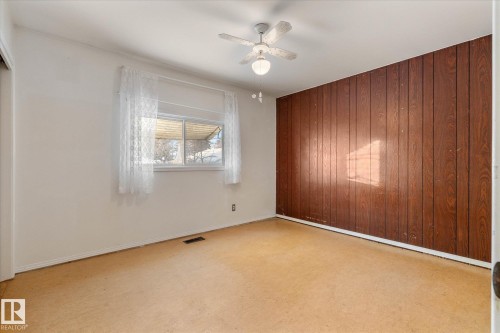 12916 71 Street, Edmonton, AB - Indoor Photo Showing Other Room