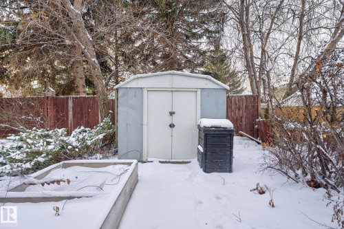 3740 63 Street Nw, Edmonton, AB - Outdoor