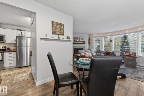 3740 63 Street Nw, Edmonton, AB - Indoor