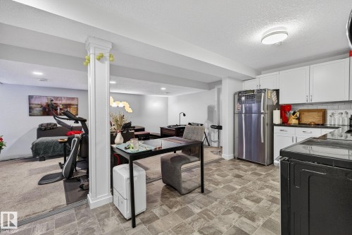 3740 63 Street Nw, Edmonton, AB - Indoor Photo Showing Other Room