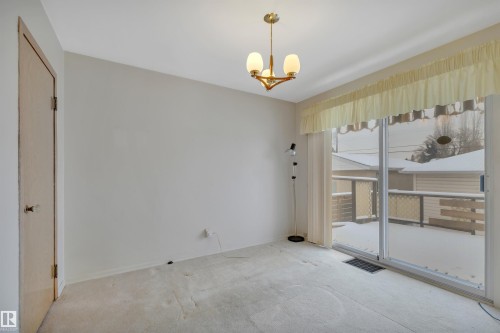 11423 112 Avenue, Edmonton, AB - Indoor Photo Showing Other Room