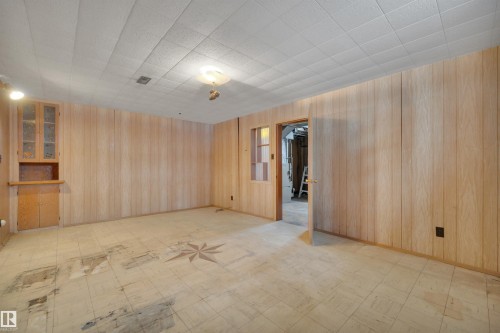 11423 112 Avenue, Edmonton, AB - Indoor Photo Showing Other Room