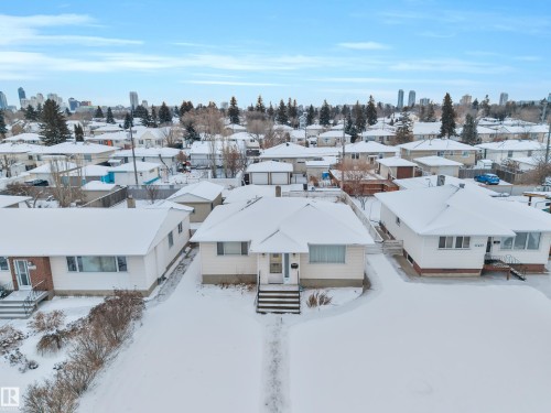 11423 112 Avenue, Edmonton, AB - Outdoor With View