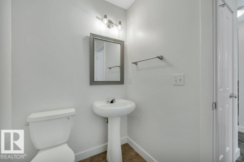 11 Campbell Court, Leduc, AB - Indoor Photo Showing Bathroom
