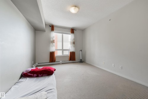 307 6315 135 Avenue, Edmonton, AB - Indoor Photo Showing Other Room