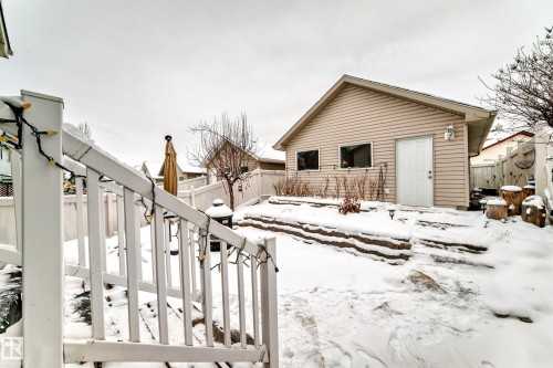 3030 Trelle Crescent, Edmonton, AB - Outdoor