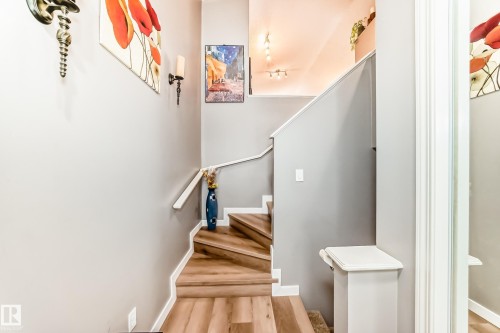 3030 Trelle Crescent, Edmonton, AB - Indoor Photo Showing Other Room