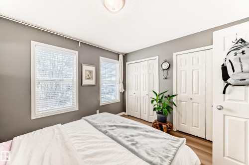 3030 Trelle Crescent, Edmonton, AB - Indoor Photo Showing Bedroom