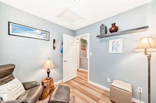 3030 Trelle Crescent, Edmonton, AB - Indoor