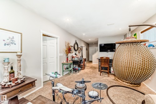 3030 Trelle Crescent, Edmonton, AB - Indoor