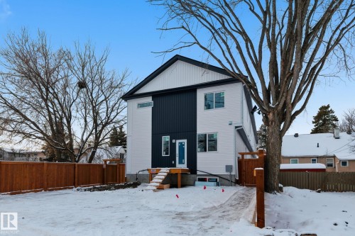 11323 106 St, Edmonton, AB - Outdoor