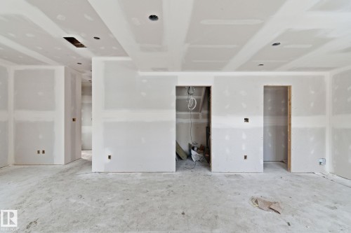 11323 106 St, Edmonton, AB - Indoor Photo Showing Other Room