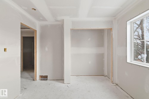 11323 106 St, Edmonton, AB - Indoor Photo Showing Other Room