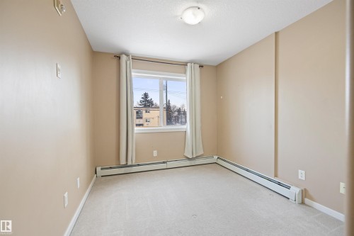 103 11935 106 St, Edmonton, AB - Indoor Photo Showing Other Room