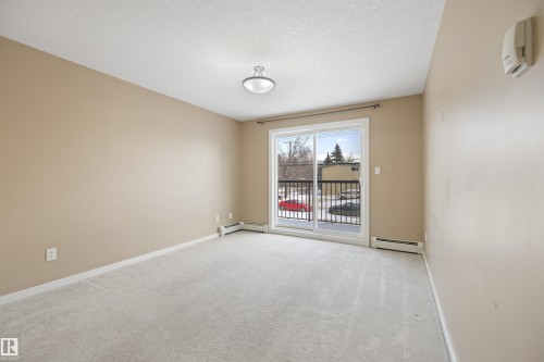 103 11935 106 St, Edmonton, AB - Indoor Photo Showing Other Room