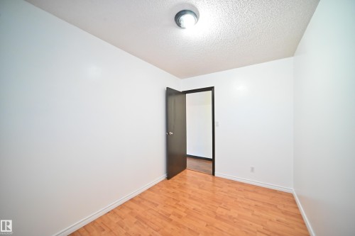 4715 49 Avenue, Ranfurly, AB - Indoor Photo Showing Other Room