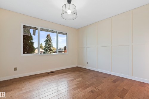 7203 93 Avenue, Edmonton, AB - Indoor Photo Showing Other Room