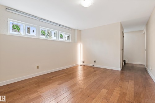 7203 93 Avenue, Edmonton, AB - Indoor Photo Showing Other Room