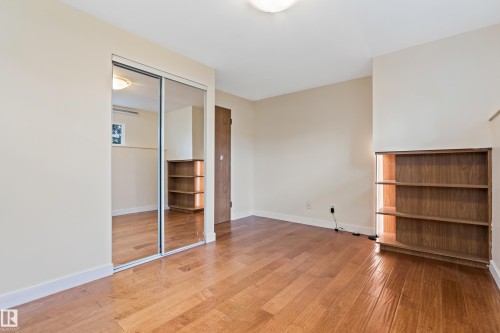 7203 93 Avenue, Edmonton, AB - Indoor Photo Showing Other Room