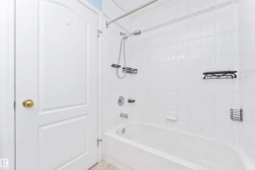 304 20 St Joseph Street, St. Albert, AB - Indoor Photo Showing Bathroom