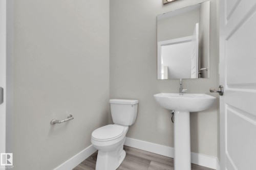 15 6905 25 Avenue, Edmonton, AB - Indoor Photo Showing Bathroom