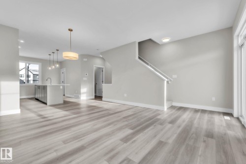 15 6905 25 Avenue, Edmonton, AB - Indoor