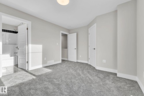 15 6905 25 Avenue, Edmonton, AB - Indoor Photo Showing Other Room