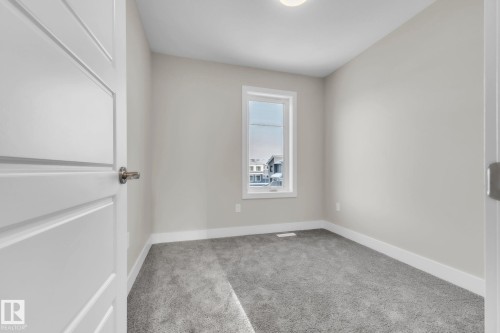 15 6905 25 Avenue, Edmonton, AB - Indoor Photo Showing Other Room