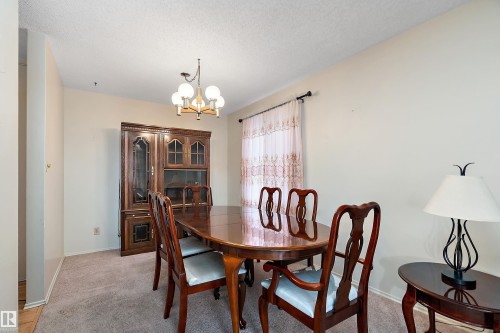 5625 55A Street, Wetaskiwin, AB - Indoor Photo Showing Dining Room
