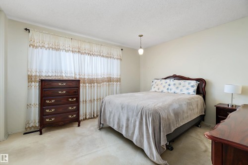5625 55A Street, Wetaskiwin, AB - Indoor Photo Showing Bedroom