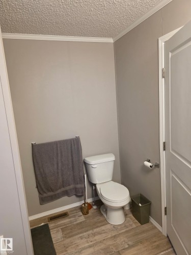 61211 Rge Road 265, Rural Westlock County, AB - Indoor Photo Showing Bathroom