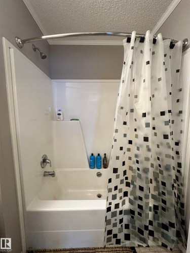 61211 Rge Road 265, Rural Westlock County, AB - Indoor Photo Showing Bathroom