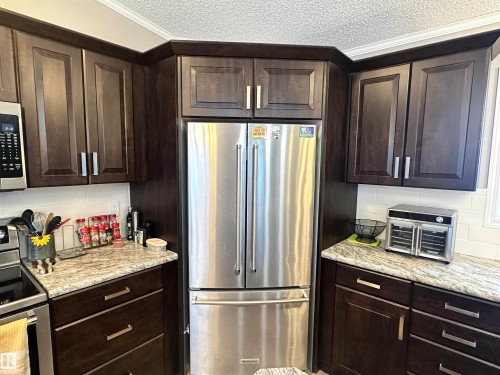 61211 Rge Road 265, Rural Westlock County, AB - Indoor Photo Showing Kitchen