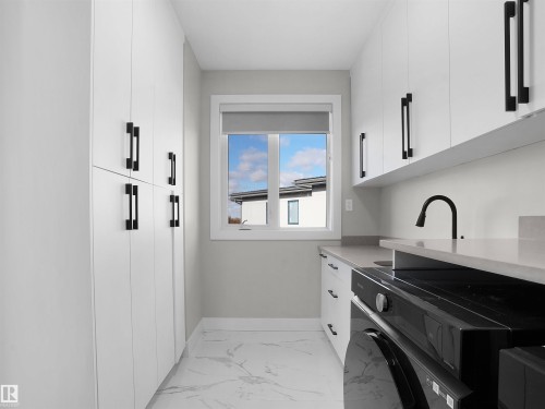 4511 Wingfield Bay, Edmonton, AB - Indoor