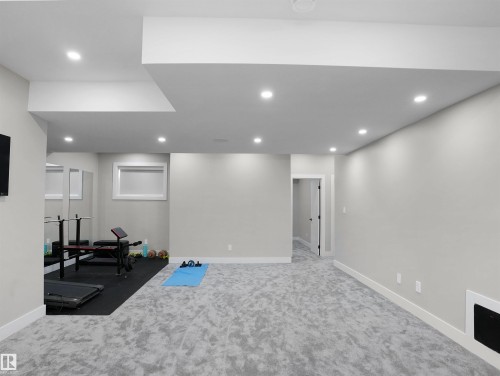 4511 Wingfield Bay, Edmonton, AB - Indoor