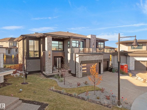 4511 Wingfield Bay, Edmonton, AB - Outdoor With Facade