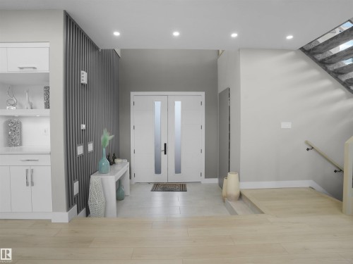 4511 Wingfield Bay, Edmonton, AB - Indoor Photo Showing Other Room