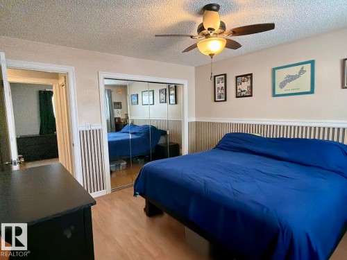 1307 36 Street, Edmonton, AB - Indoor Photo Showing Bedroom