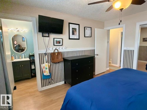 1307 36 Street, Edmonton, AB - Indoor Photo Showing Bedroom