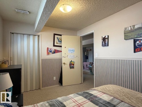1307 36 Street, Edmonton, AB - Indoor Photo Showing Bedroom