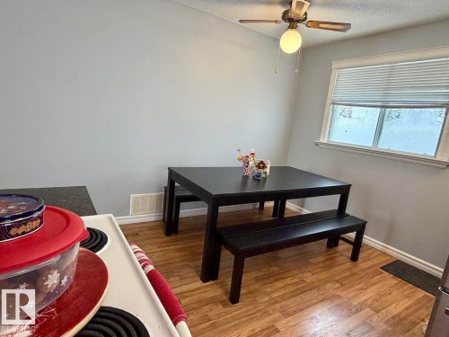 1307 36 Street, Edmonton, AB - Indoor