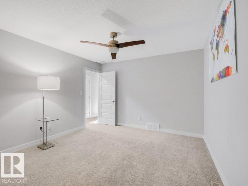 6412 167A Avenue, Edmonton, AB - Indoor Photo Showing Other Room