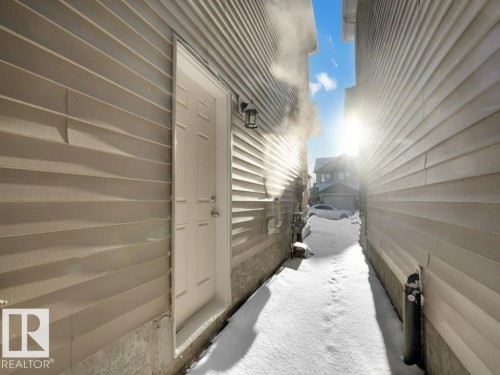 6412 167A Avenue, Edmonton, AB - Indoor Photo Showing Other Room