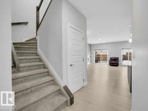 6412 167A Avenue, Edmonton, AB - Indoor Photo Showing Other Room