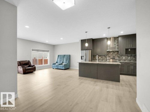 6412 167A Avenue, Edmonton, AB - Indoor Photo Showing Kitchen With Upgraded Kitchen