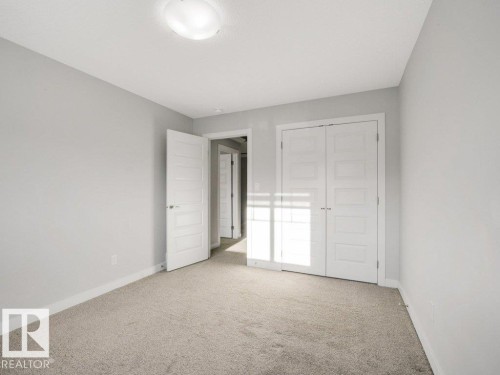 6412 167A Avenue, Edmonton, AB - Indoor Photo Showing Other Room