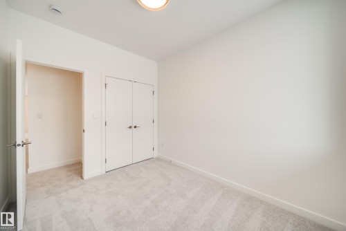 8522 80 Avenue, Edmonton, AB - Indoor Photo Showing Other Room