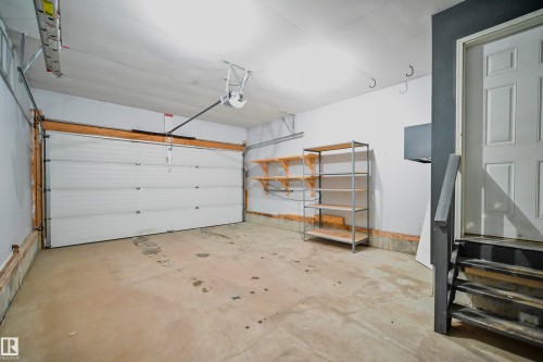 20432 48 Avenue, Edmonton, AB - Indoor Photo Showing Garage
