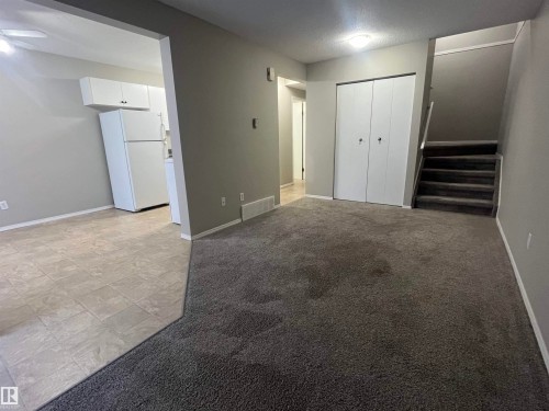 F-17 Imperial Crescent, Devon, AB - Indoor Photo Showing Other Room